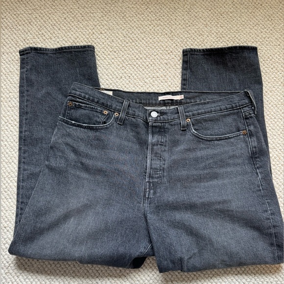 Black Levi’s - Picture 1 of 3